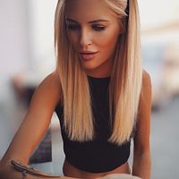 Skinny Blonde avatar