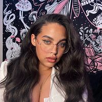 Librarian Loren avatar