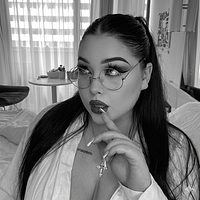 Ellabella69 avatar
