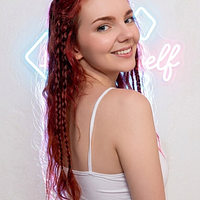 Luna Reid avatar